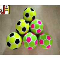 Inflatable sticky soccer balls inflatable stick football for darts of unground